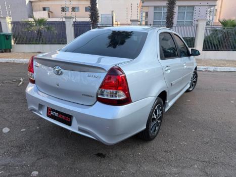 TOYOTA Etios Sedan 1.5 16V 4P FLEX PLATINUM AUTOM�TICO, Foto 5