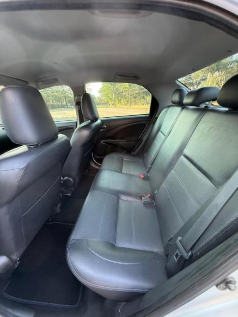 TOYOTA Etios Sedan 1.5 16V 4P FLEX PLATINUM AUTOM�TICO, Foto 8