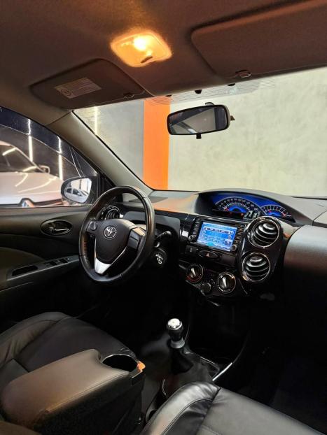 TOYOTA Etios Sedan 1.5 16V 4P FLEX PLATINUM, Foto 9