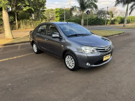 TOYOTA Etios Sedan 1.5 16V 4P FLEX XLS, Foto 3