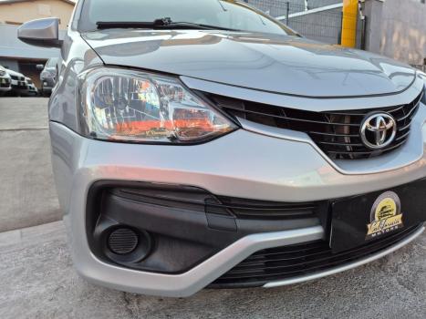 TOYOTA Etios Sedan 1.5 16V 4P FLEX XS AUTOM�TICO, Foto 9