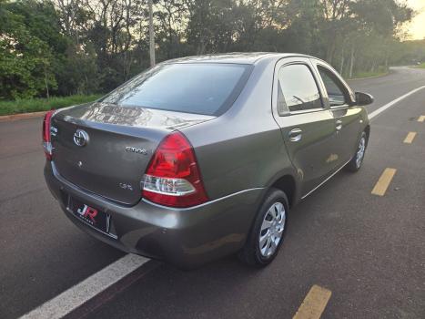 TOYOTA Etios Sedan 1.5 16V 4P FLEX X, Foto 5