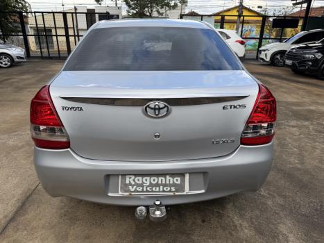 TOYOTA Etios Sedan 1.5 16V 4P FLEX XLS, Foto 4
