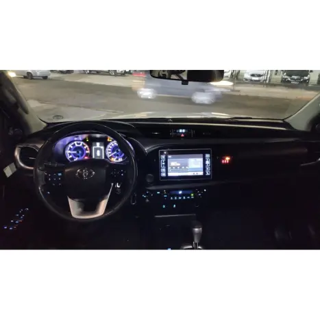 TOYOTA Hilux Caminhonete 2.8 16V SRV 4X4 DIESEL CABINE DUPLA AUTOMÁTICO, Foto 14 TOYOTA Hilux Caminhonete 2.8 16V SRV 4X4 DIESEL CABINE DUPLA AUTOMÁTICO, Foto 14