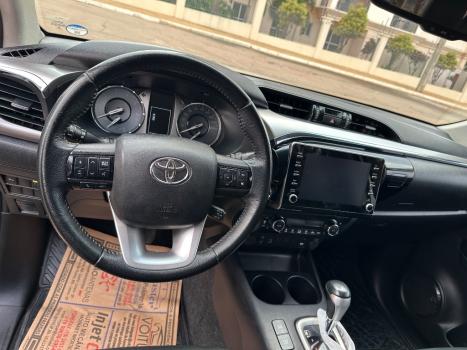 TOYOTA Hilux Caminhonete 2.8 16V SRV 4X4 DIESEL CABINE DUPLA AUTOMTICO, Foto 9