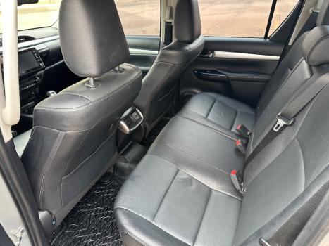 TOYOTA Hilux Caminhonete 2.8 16V SRV 4X4 DIESEL CABINE DUPLA AUTOMTICO, Foto 11