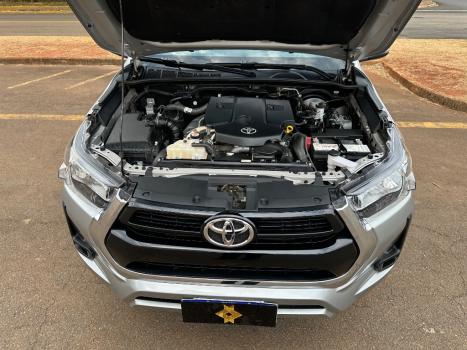 TOYOTA Hilux Caminhonete 2.8 16V SRV 4X4 DIESEL CABINE DUPLA AUTOMTICO, Foto 12