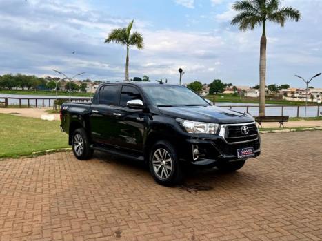 TOYOTA Hilux Caminhonete 2.8 16V SRV 4X4 DIESEL CABINE DUPLA AUTOMTICO, Foto 3