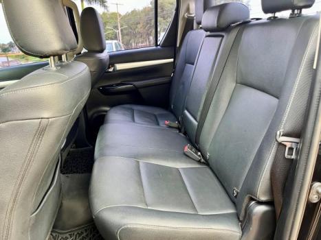 TOYOTA Hilux Caminhonete 2.8 16V SRV 4X4 DIESEL CABINE DUPLA AUTOMTICO, Foto 11