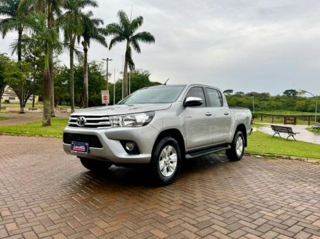 TOYOTA Hilux Caminhonete 2.8 16V SRV 4X4 DIESEL CABINE DUPLA AUTOMTICO, Foto 1