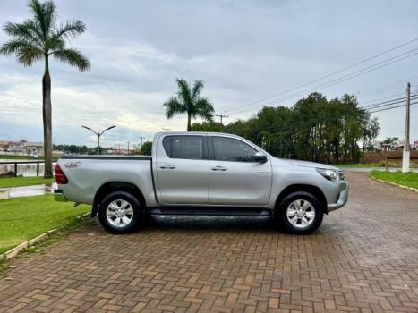 TOYOTA Hilux Caminhonete 2.8 16V SRV 4X4 DIESEL CABINE DUPLA AUTOMTICO, Foto 4