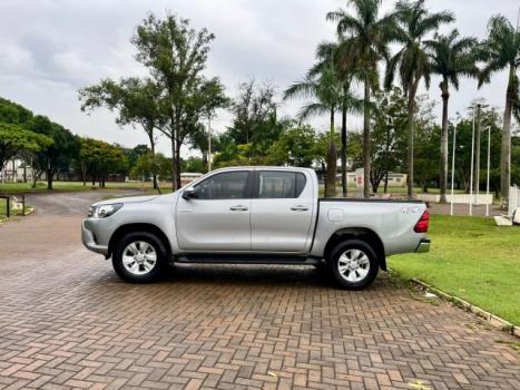 TOYOTA Hilux Caminhonete 2.8 16V SRV 4X4 DIESEL CABINE DUPLA AUTOMTICO, Foto 5