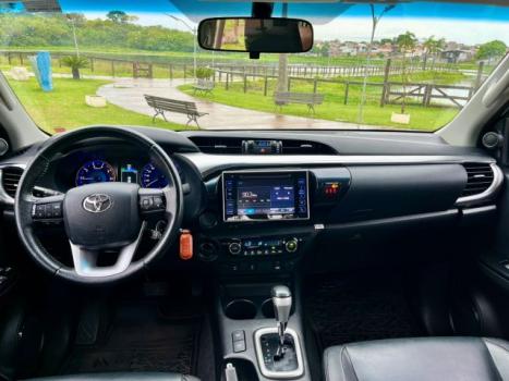 TOYOTA Hilux Caminhonete 2.8 16V SRV 4X4 DIESEL CABINE DUPLA AUTOMTICO, Foto 11