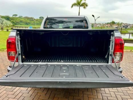 TOYOTA Hilux Caminhonete 2.8 16V SRV 4X4 DIESEL CABINE DUPLA AUTOMTICO, Foto 12