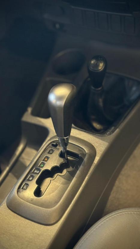 TOYOTA Hilux Caminhonete 2.7 16V 4P SRV FLEX 4X4  CABINE DUPLA AUTOMÁTICO, Foto 13 TOYOTA Hilux Caminhonete 2.7 16V 4P SRV FLEX 4X4  CABINE DUPLA AUTOMÁTICO, Foto 13