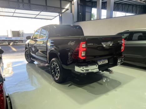 TOYOTA Hilux Caminhonete 2.8 16V SRX 4X4 TURBO DIESEL CABINE DUPLA AUTOMTICO, Foto 6