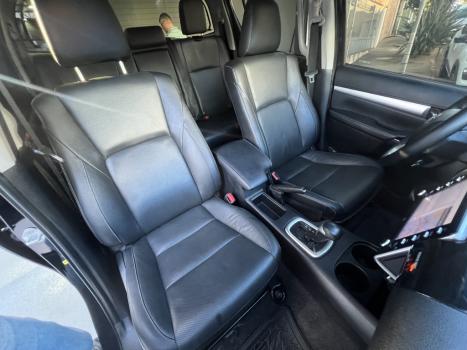 TOYOTA Hilux Caminhonete 2.8 16V SRX 4X4 TURBO DIESEL CABINE DUPLA AUTOMTICO, Foto 10