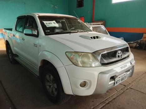 TOYOTA Hilux Caminhonete 3.0 4P SRV DIESEL CABINE DUPLA, Foto 1