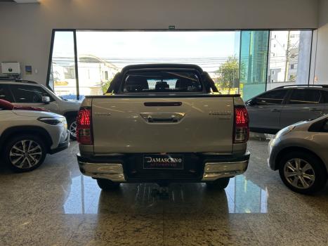 TOYOTA Hilux Caminhonete 2.7 16V 4P SRV FLEX CABINE DUPLA AUTOMTICO, Foto 4