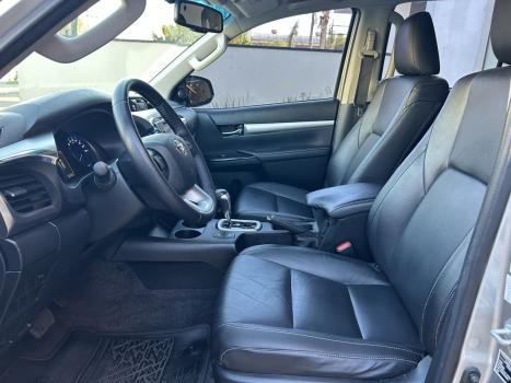 TOYOTA Hilux Caminhonete 2.7 16V 4P SRV FLEX CABINE DUPLA AUTOMTICO, Foto 8