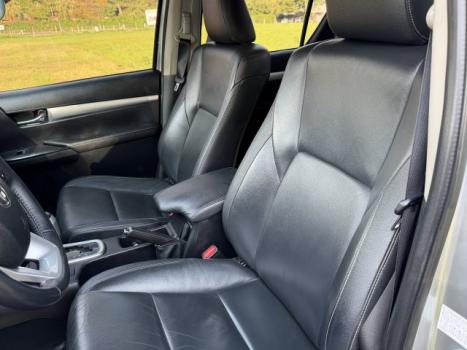 TOYOTA Hilux Caminhonete 2.8 16V SRV 4X4 DIESEL CABINE DUPLA AUTOMTICO, Foto 10