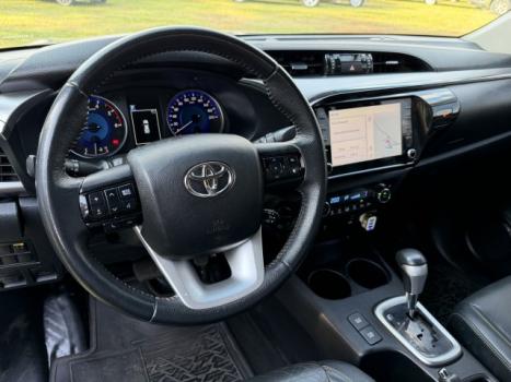 TOYOTA Hilux Caminhonete 2.8 16V SRV 4X4 DIESEL CABINE DUPLA AUTOMTICO, Foto 11