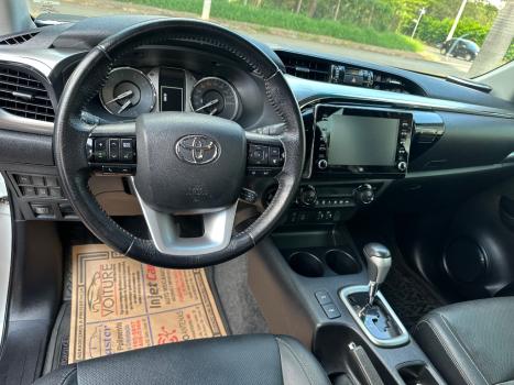 TOYOTA Hilux Caminhonete 2.8 16V SRX 4X4 DIESEL CABINE DUPLA AUTOMTICO, Foto 8
