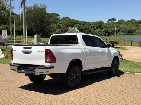 TOYOTA Hilux Caminhonete 2.7 16V 4P SR FLEX CABINE DUPLA AUTOMTICO, Foto 6