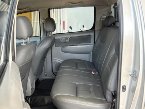 TOYOTA Hilux Caminhonete 3.0 4P 4X4 SRV TURBO DIESEL CABINE DUPLA, Foto 3