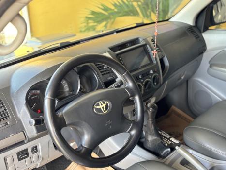 TOYOTA Hilux Caminhonete 3.0 4P 4X4 SRV TURBO DIESEL CABINE DUPLA, Foto 5