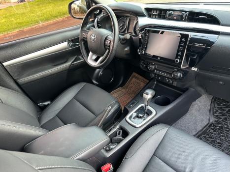 TOYOTA Hilux Caminhonete 2.8 16V SRX 4X4 DIESEL CABINE DUPLA AUTOMTICO, Foto 11