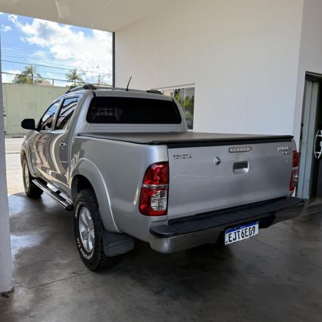 TOYOTA Hilux Caminhonete 3.0 4P 4X4 SRV TURBO DIESEL CABINE DUPLA AUTOM�TICO, Foto 2