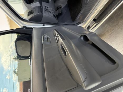 TOYOTA Hilux Caminhonete 3.0 4P 4X4 SRV TURBO DIESEL CABINE DUPLA AUTOM�TICO, Foto 7