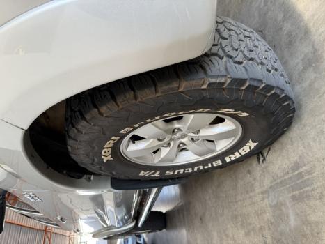 TOYOTA Hilux Caminhonete 3.0 4P 4X4 SRV TURBO DIESEL CABINE DUPLA AUTOM�TICO, Foto 8