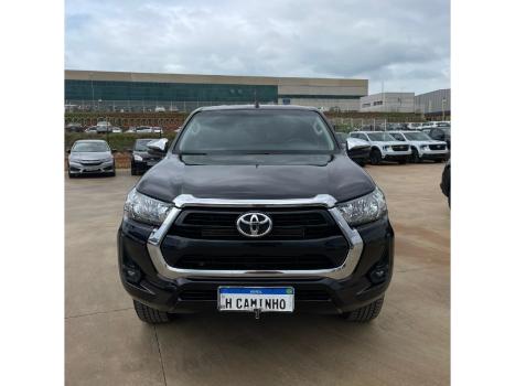 TOYOTA Hilux Caminhonete 2.8 16V SRV 4X4 DIESEL CABINE DUPLA AUTOM�TICO, Foto 2