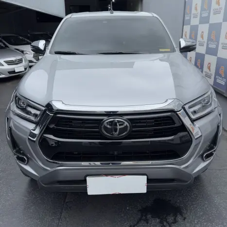 TOYOTA Hilux Caminhonete 2.8 16V SRX PLUS 4X4 TURBO DIESEL CABINE DUPLA AUTOM�TICO, Foto 2