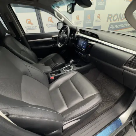TOYOTA Hilux Caminhonete 2.8 16V SRX PLUS 4X4 TURBO DIESEL CABINE DUPLA AUTOM�TICO, Foto 12