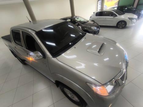 TOYOTA Hilux Caminhonete 3.0 16V 4P 4X4 SRV TURBO DIESEL CABINE DUPLA AUTOM�TICO, Foto 3