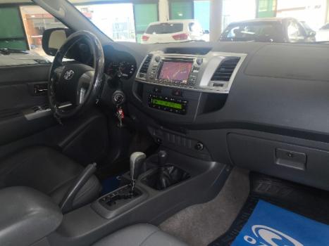 TOYOTA Hilux Caminhonete 3.0 16V 4P 4X4 SRV TURBO DIESEL CABINE DUPLA AUTOM�TICO, Foto 29