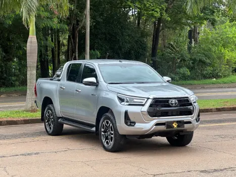 TOYOTA Hilux Caminhonete 2.8 16V SRX 4X4 TURBO DIESEL CABINE DUPLA AUTOM�TICO, Foto 1