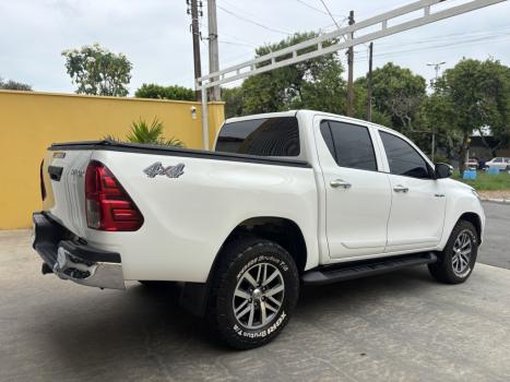 TOYOTA Hilux Caminhonete 2.8 16V  LOW M4FD 4X4 TURBO DIESEL CABINE DUPLA, Foto 9