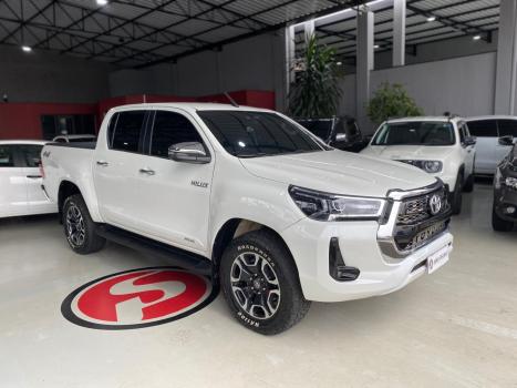 TOYOTA Hilux Caminhonete 2.8 16V SRX 4X4 TURBO DIESEL CABINE DUPLA AUTOM�TICO, Foto 1