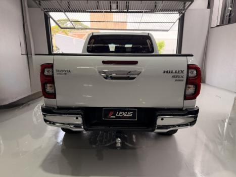 TOYOTA Hilux Caminhonete 2.8 16V SRX PLUS 4X4 TURBO DIESEL CABINE DUPLA AUTOM�TICO, Foto 4