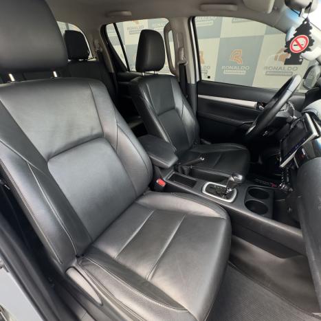 TOYOTA Hilux Caminhonete 2.7 16V 4P SRV CABINE DUPLA, Foto 11