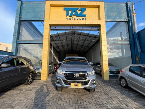 TOYOTA Hilux Caminhonete 2.8 16V SRV 4X4 DIESEL CABINE DUPLA AUTOM�TICO, Foto 1