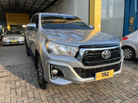 TOYOTA Hilux Caminhonete 2.8 16V SRV 4X4 DIESEL CABINE DUPLA AUTOM�TICO, Foto 4