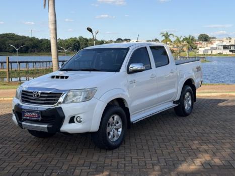 TOYOTA Hilux Caminhonete 3.0 4P 4X4 SRV TURBO DIESEL CABINE DUPLA, Foto 3