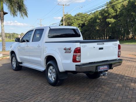 TOYOTA Hilux Caminhonete 3.0 4P 4X4 SRV TURBO DIESEL CABINE DUPLA, Foto 6