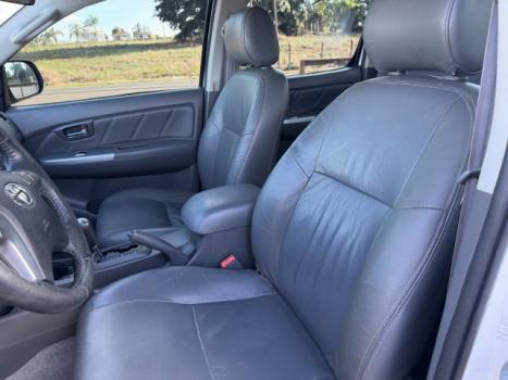 TOYOTA Hilux Caminhonete 3.0 4P 4X4 SRV TURBO DIESEL CABINE DUPLA, Foto 9