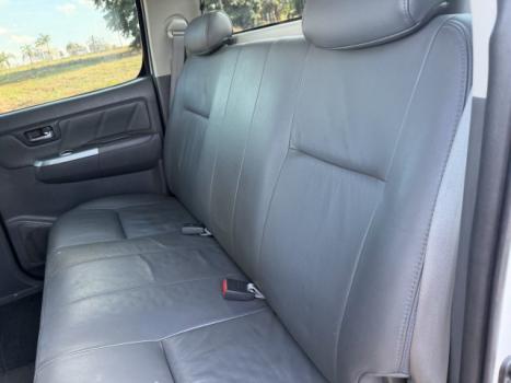 TOYOTA Hilux Caminhonete 3.0 4P 4X4 SRV TURBO DIESEL CABINE DUPLA, Foto 10